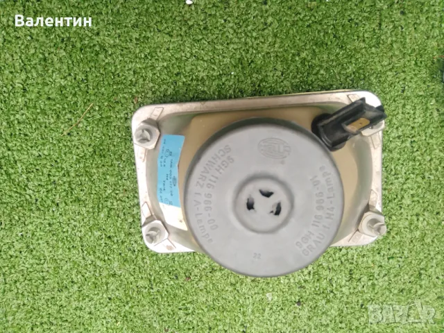 Халоген/фар H4 Hella, снимка 3 - Аксесоари и консумативи - 48480086