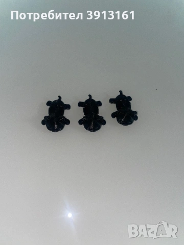 3д черни прасенца