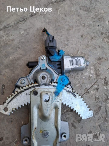 Преден ляв стъклоповдигач за MITSUBISHI OUTLANDER II SUV, снимка 2 - Части - 50795443