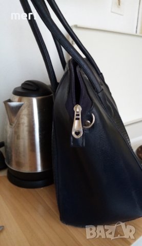  чанта става и за учебници, снимка 2 - Чанти - 42113229