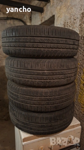 Продавам летни гуми Пирели  