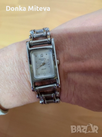 часовник Diesel работещ на батерия , снимка 4 - Дамски - 52832918