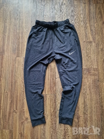 Страхотно мъжко спортно долнище NIKE размер S