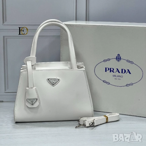 чанти prada, снимка 7 - Чанти - 51439493