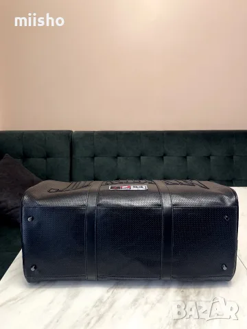 Jordan Чанта Perforated Duffel Bag (25L), снимка 4 - Сакове - 55776208