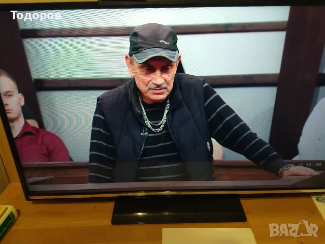 Телевизор JVC 48", снимка 3 - Телевизори - 56541077