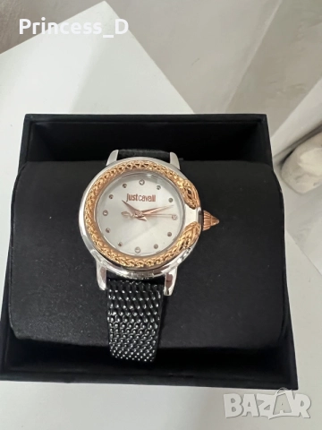 Just Cavalli часовник с естествена кожа и елементи Swarovski, снимка 5 - Дамски - 55837849