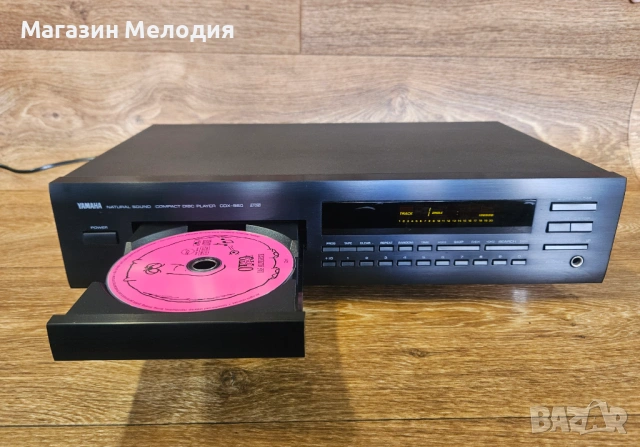 CD Player Yamaha CDX-560 Natural Sound – Аудиофилски CD плеър в отлично състояние.