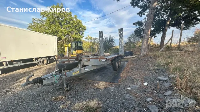 Продавам платформа