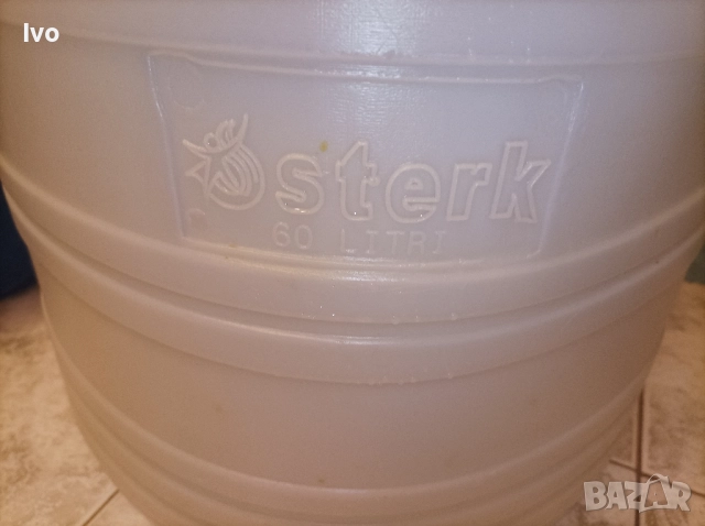 Бидони, снимка 6 - Бидони, бурета и бъчви - 51749595