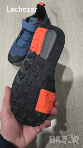 Туристически обувки Adidas Terrex 38 номер , снимка 2 - Маратонки - 52339136
