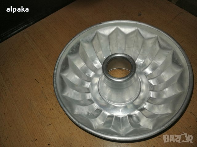 Продавам форма за кекс 21/7см, снимка 2 - Съдове за готвене - 44508174