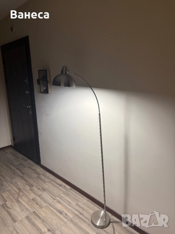 Подова лампа за четене в отлично състояние