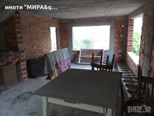 Триетажна къща в с. Книжовник, обл. Хасково, снимка 8 - Къщи - 54213122