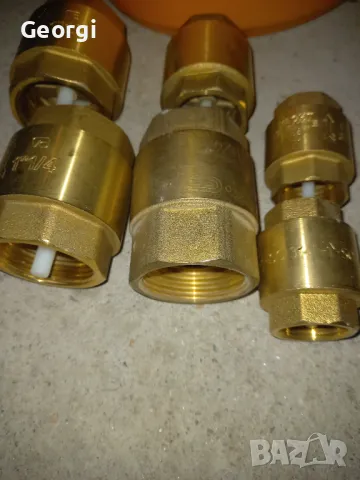 Възвратни клапи чисто нови...