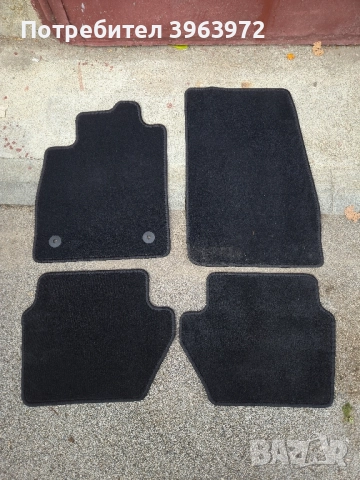 Комплект 4 бр. Оригинални мокетени стелки за Ford Fiesta 2018г