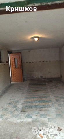 Гараж и 2 открити паркоместа под наем до супермаркет "Фантастико", снимка 5 - Гаражи и паркоместа - 52582295