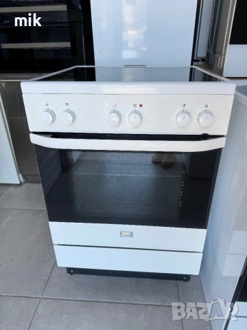 Печка с керамичен плот Voss Elektrolux, снимка 3 - Печки, фурни - 53070058
