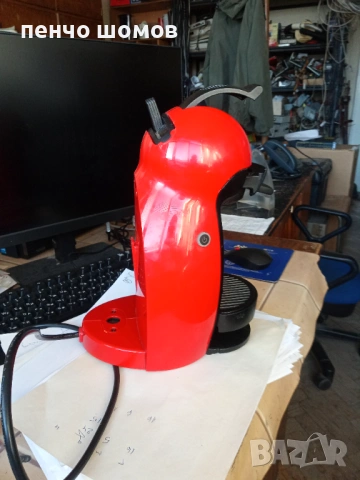 Еспресо машина Krups Dolce Gusto Piccolo KP1006 1500W Капсули-35 евро, снимка 2 - Кафемашини - 54137726