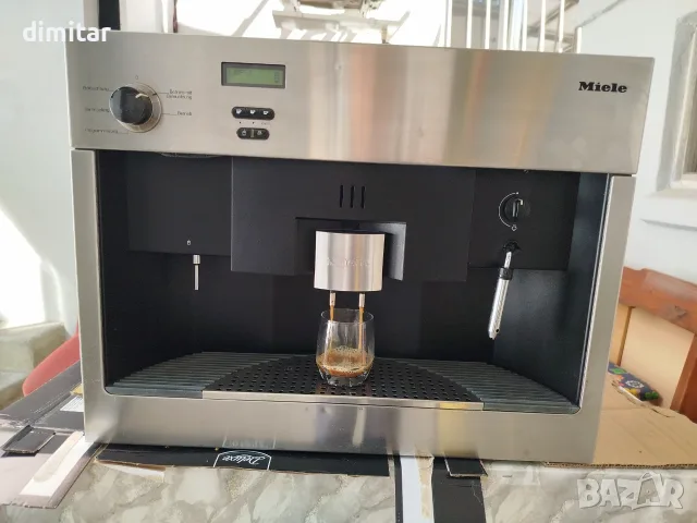Кафе машина MIELE за вграждане , снимка 5 - Кафемашини - 55784552