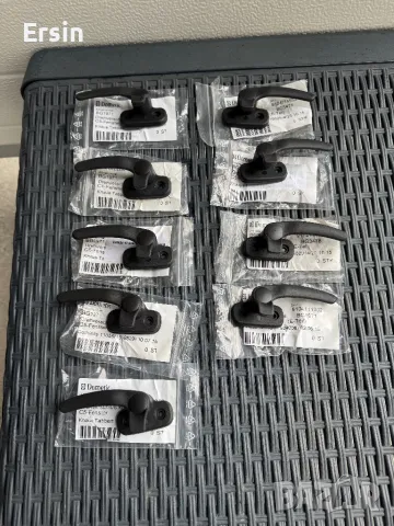 Закопчалка за прозорец Dometic C5 За Knaus,Tabbert,Dethleffs (Чисто нови) , снимка 1