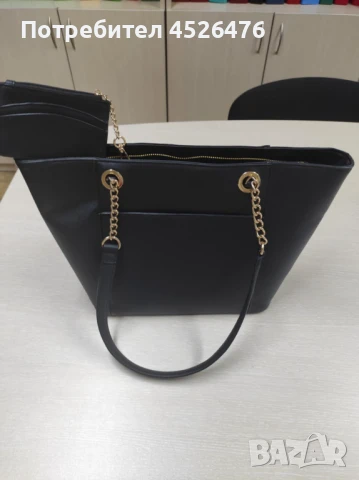 дамска чанта, снимка 2 - Чанти - 51361612