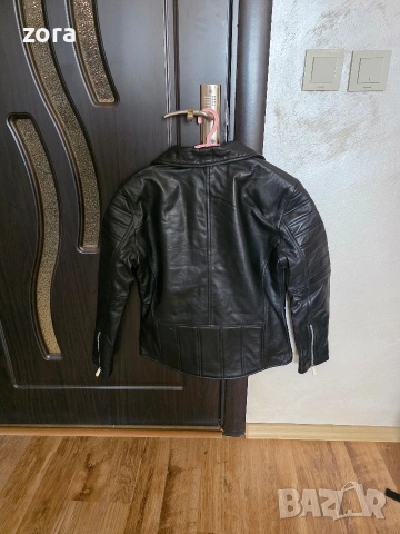 Дамско кожено яке черно, снимка 2 - Якета - 54090315