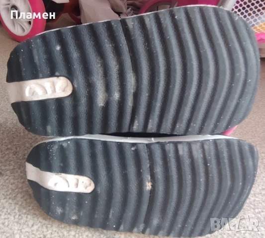 маратонки Nike 23.5номер, снимка 2 - Детски маратонки - 51167629