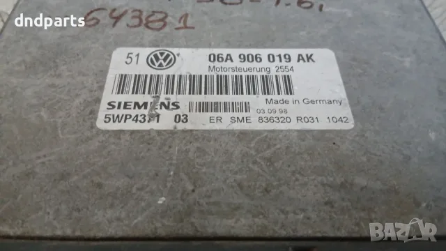 Компютър VW Golf 4 1.6i 1998 06A906019AK 5WP4371 Volkswagen Golf IV (1998-2004), снимка 2 - Части - 56157384