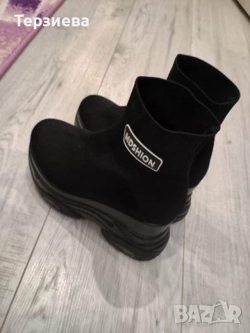 Дамски ежедневни боти на платформа , снимка 6 - Дамски боти - 51968436