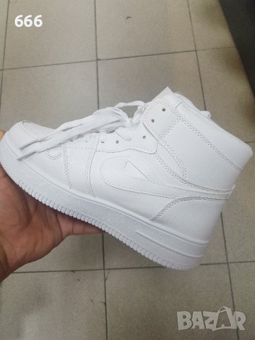 Обувки, снимка 2 - Дамски ежедневни обувки - 42032996