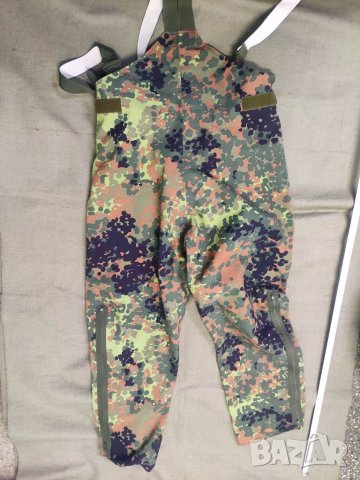Продавам камуфлажен панталон с мембрана , снимка 7 - Други - 39885215