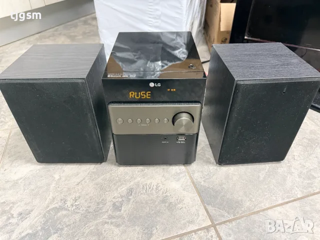 Аудио микросистема LG Micro Hi-Fi Audio System CM1560  Player,FM,USB,AUX,Bluetooth