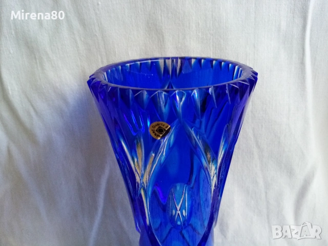 Българска ваза - син кристал - нова !, снимка 2 - Вази - 54152057