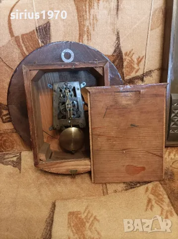 много стар немски стенен часовник със свастика орел, снимка 2 - Стенни часовници - 49880860