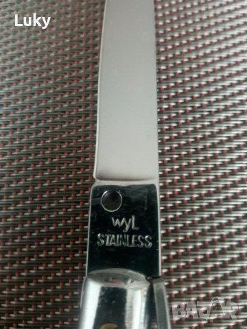 Продавам стилен и класен,сгъваем нож.Маркиран., снимка 3 - Колекции - 42860192