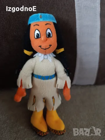 Малка плюшена играчка Индианка, снимка 1
