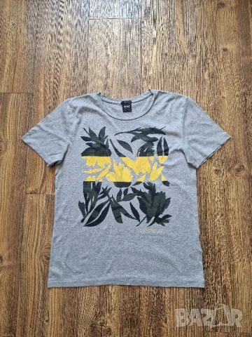 Страхотна мъжка тениска HUGO BOSS размер S 