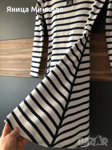 Дамска рокля Hugo Boss, снимка 8 - Рокли - 47660365