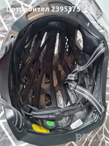 Каска за тротинетка/колело, снимка 4 - Аксесоари и консумативи - 42820976