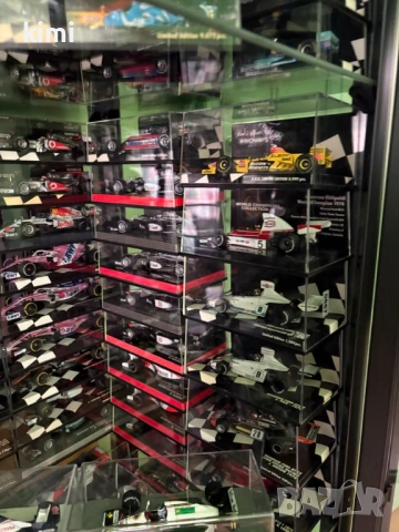 продавам колекция F1- Minichamps и Spark 1.43 от 1974 до 2025 г., снимка 9 - Колекции - 53187895