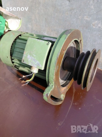 електродвигател 3 кв, снимка 2 - Електродвигатели - 54229337