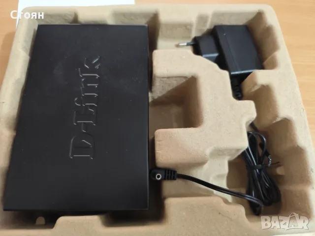 Суич D-Link DES-108/E, 100Mbps, 8x 10/100Mbps, снимка 2 - Суичове - 56549643