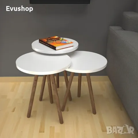  Комплект от 3 Кръгли Помощни Маси с Дървени Крака