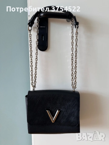 Чанта Louis Vuitton от черна епи кожа завъртане Twist MM