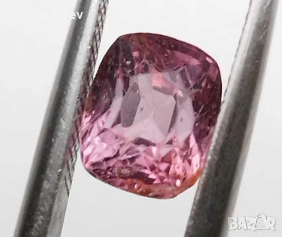 Шпинел от Мианмар с интензивен Падпараджа цвят 1.09кт.! Нов!, снимка 11 - Други - 50499224