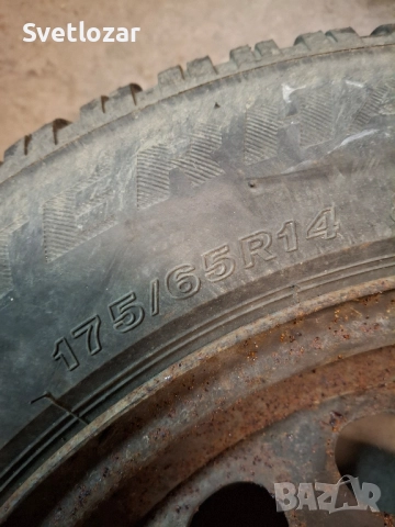 Зимни гуми с джанти 14 175/65/14 , снимка 2 - Гуми и джанти - 51706672