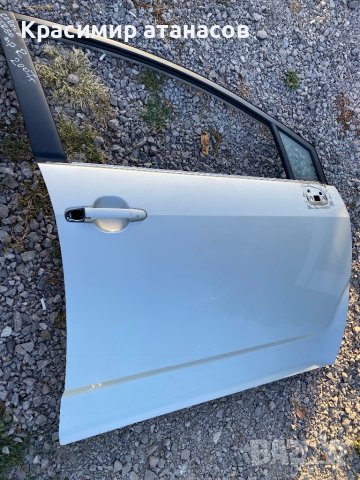 Врата Предна дясна за Тойота корола версо.2004-2008г, снимка 2 - Части - 42674184