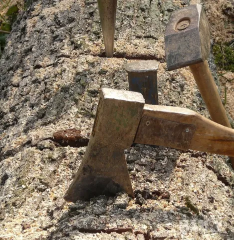 Класически Кован КЛИН Кама за цепене на дърва трупи пънове дънери с Брадва Секира Топор Чук БАРТЕР, снимка 3 - Други инструменти - 47786362