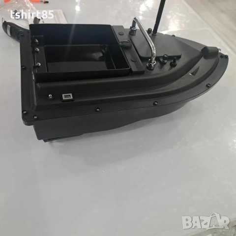 Нова Лодка за захранка , снимка 4 - Стръв и захранки - 53180509